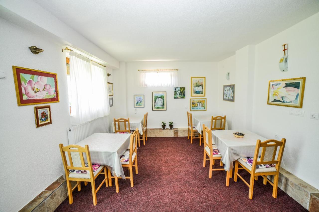 Sixteen Lakes Guest House Jezerce Εξωτερικό φωτογραφία