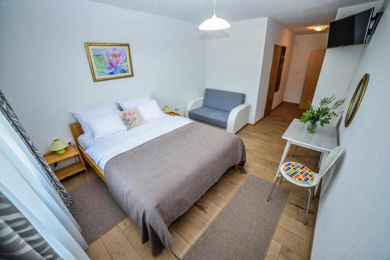 Sixteen Lakes Guest House Jezerce Εξωτερικό φωτογραφία